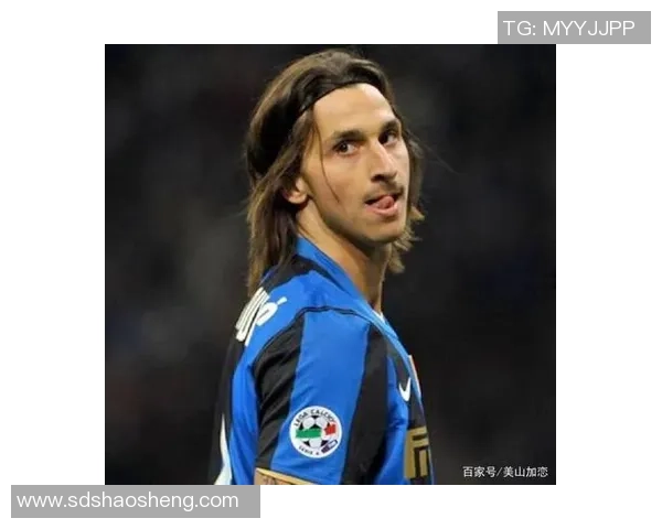 帅气长发足球明星的魅力与风采解析